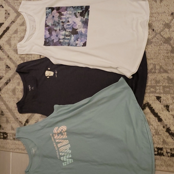 Old Navy Tops - 3- Old Navy Active Tanks
